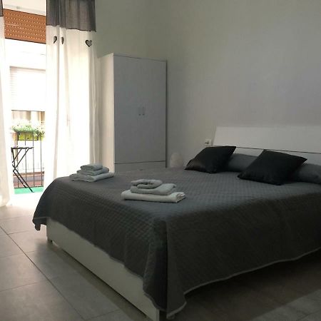 Rita'S Home نابولي المظهر الخارجي الصورة