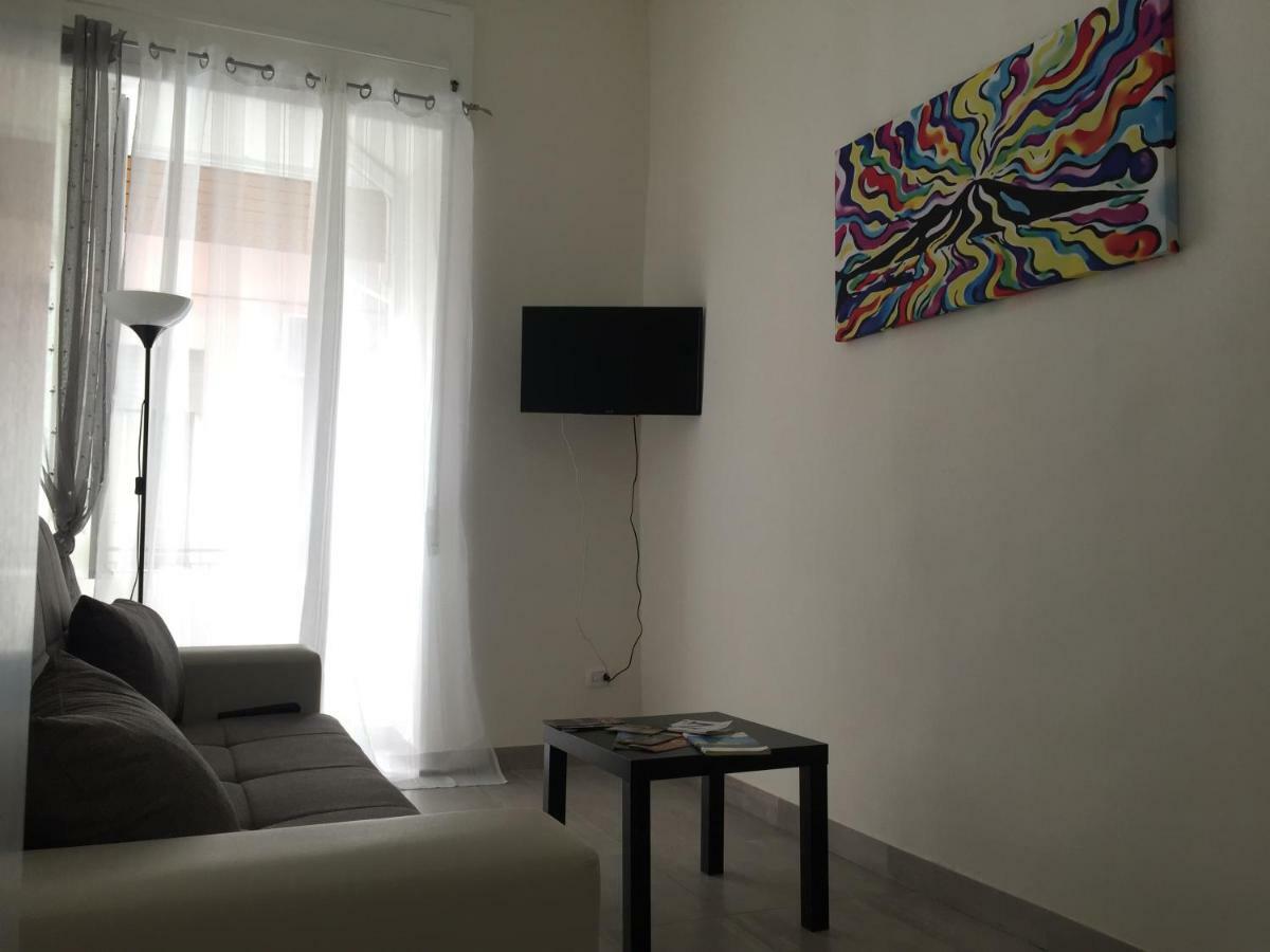Rita'S Home نابولي المظهر الخارجي الصورة