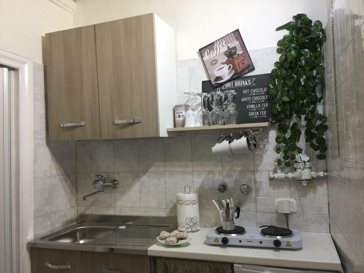 Rita'S Home نابولي المظهر الخارجي الصورة